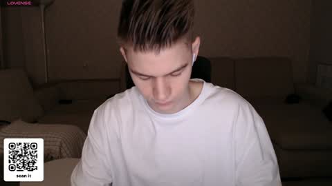 Snapshot of dantebigboi chatting on 01/19/25, 10:17 Daniel online show from 01/19/25, 10:17