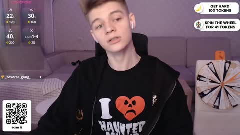 Snapshot of dantebigboi chatting on 01/28/25, 05:56 Daniel online show from 01/28/25, 05:56