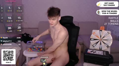 Snapshot of dantebigboi chatting on 01/28/25, 08:58 Daniel online show from 01/28/25, 08:58