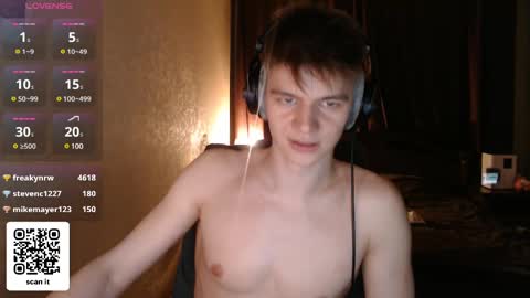 Snapshot of dantebigboi chatting on 02/15/25, 11:47 Daniel online show from 02/15/25, 11:47