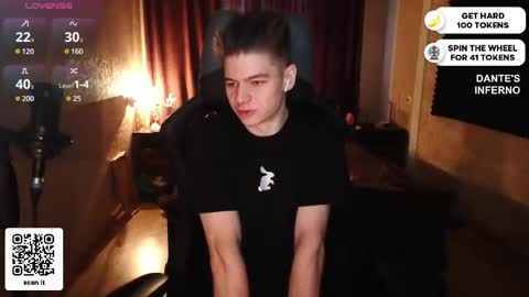 Snapshot of dantebigboi chatting on 03/04/25, 01:12 Daniel online show from 03/04/25, 01:12