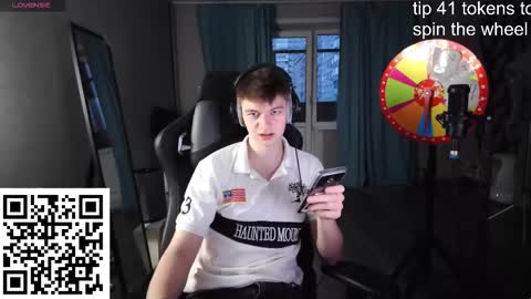 Snapshot of dantebigboi chatting on 10/05/25, 11:08 Daniel online show from 10/05/25, 11:08