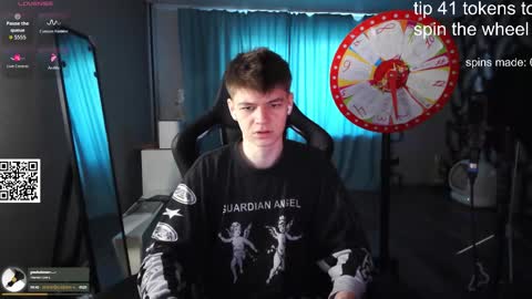 Snapshot of dantebigboi chatting on 10/09/25, 03:26 Daniel online show from 10/09/25, 03:26