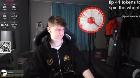 Snapshot of dantebigboi chatting on 10/12/25, 01:21 Daniel online show from 10/12/25, 01:21