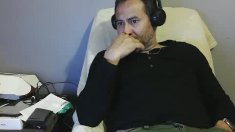 dantehot82 online show from 01/05/25, 07:38