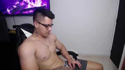 Snapshot of danteread chatting on 02/01/25, 02:16 danteread online show from 02/01/25, 02:16