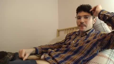 Snapshot of dantheman233 chatting on 12/29/24, 07:00 Daniel online show from 12/29/24, 07:00