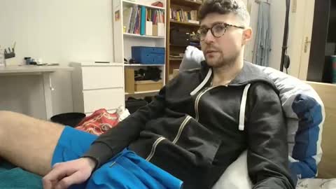 Snapshot of dantheman233 chatting on 01/17/26, 08:01 Daniel online show from 01/17/26, 08:01