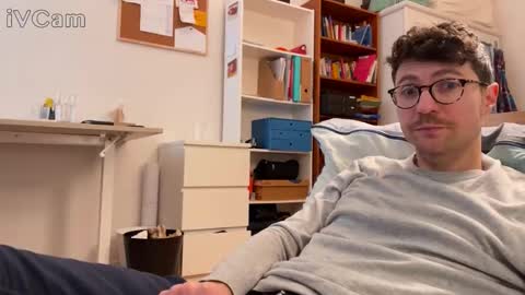 Snapshot of dantheman233 chatting on 02/15/26, 03:42 Daniel online show from 02/15/26, 03:42