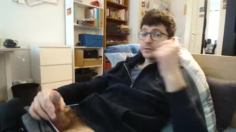 Snapshot of dantheman233 chatting on 04/01/26, 10:27 Daniel online show from 04/01/26, 10:27