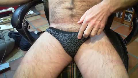 DanTravis online show from 11/18/25, 06:23