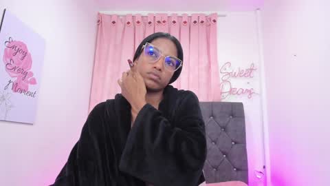 Snapshot of dany_brownie chatting on 12/22/24, 09:22 hi im DanyBest Squirter here on cb online show from 12/22/24, 09:22