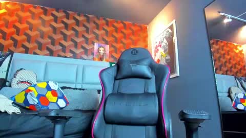 Dany online show from 02/23/25, 10:09