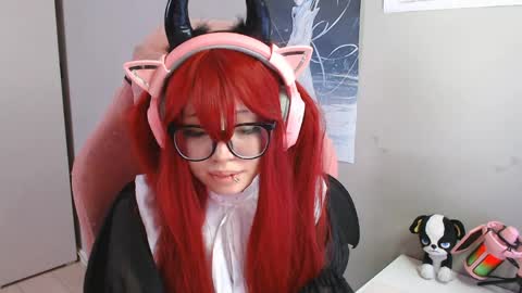 danyelleeyermann online show from 04/30/26, 01:17