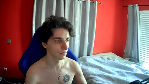 Snapshot of danywhiteyb chatting on 07/04/26, 11:05 danywhiteyb online show from 07/04/26, 11:05
