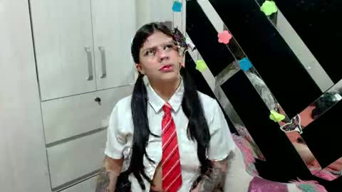 daphne877046 online show from 02/06/26, 01:54