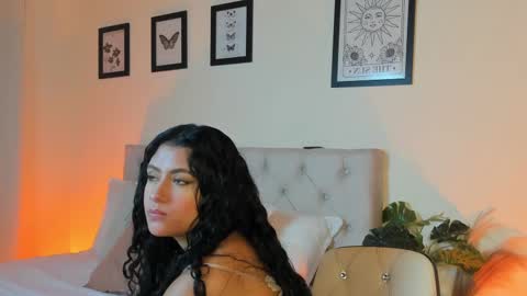 Antonella Mora online show from 09/19/25, 12:17