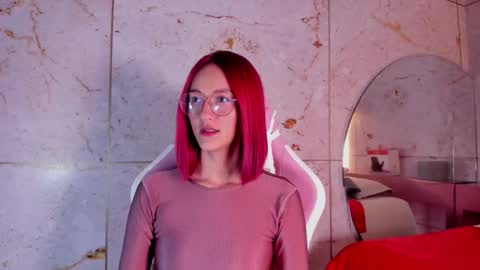 Snapshot of daphne_courtis chatting on 10/02/25, 03:02 Daphne online show from 10/02/25, 03:02