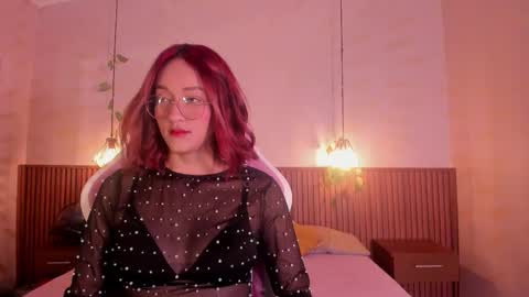 Snapshot of daphne_courtis chatting on 02/07/26, 03:21 Daphne online show from 02/07/26, 03:21