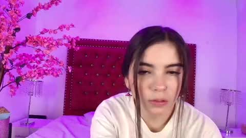 Daphne  online show from 05/04/26, 11:28