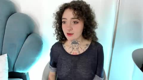 DaphneBlunt online show from 11/15/25, 01:51