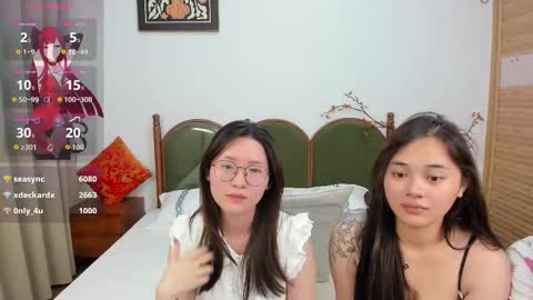 Snapshot of daphnedawn chatting on 11/14/25, 02:21 Dawn online show from 11/14/25, 02:21