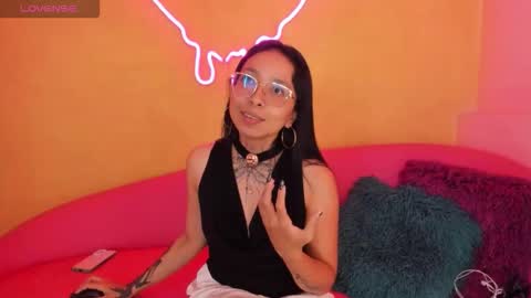 Daphne online show from 03/19/26, 10:03