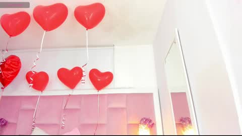 Daphne online show from 02/13/25, 02:45