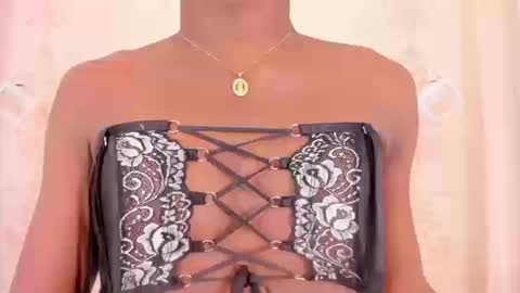 Daphne online show from 09/25/25, 02:10