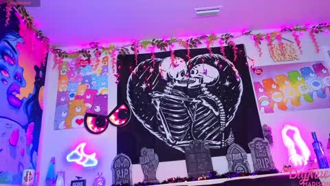 Daphne Madison online show from 10/03/25, 06:05