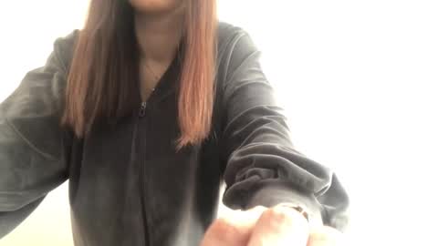 Emilia online show from 03/07/26, 10:01