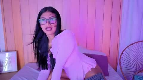 Daphne online show from 11/28/25, 03:53