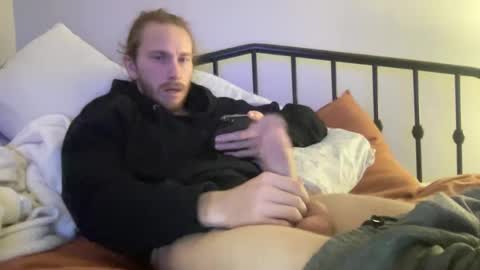 Snapshot of daplace4130 chatting on 02/20/25, 02:40 TheePlace online show from 02/20/25, 02:40