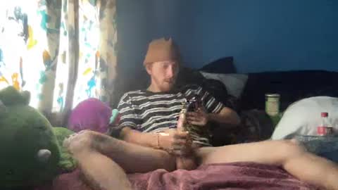 Snapshot of daplace4130 chatting on 03/08/25, 07:31 TheePlace online show from 03/08/25, 07:31