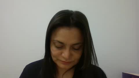 Snapshot of dapnne24 chatting on 02/14/25, 01:40 dapnne online show from 02/14/25, 01:40