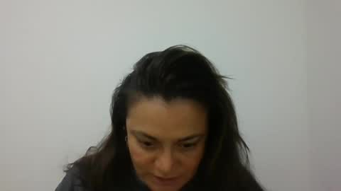 Snapshot of dapnne24 chatting on 02/25/25, 04:00 dapnne online show from 02/25/25, 04:00