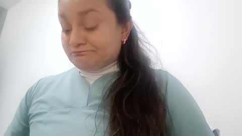 Snapshot of dapnne24 chatting on 09/24/25, 08:01 dapnne online show from 09/24/25, 08:01