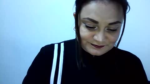 Snapshot of dapnne24 chatting on 10/15/25, 07:58 dapnne online show from 10/15/25, 07:58