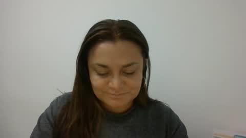 Snapshot of dapnne24 chatting on 11/10/25, 08:19 dapnne online show from 11/10/25, 08:19