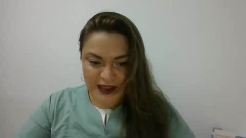 Snapshot of dapnne24 chatting on 11/21/25, 06:06 dapnne online show from 11/21/25, 06:06