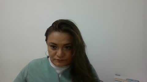 Snapshot of dapnne24 chatting on 11/24/25, 05:45 dapnne online show from 11/24/25, 05:45