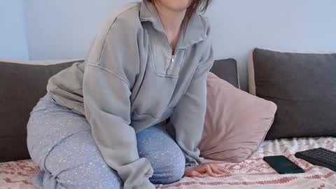 Snapshot of dara6761 chatting on 02/05/25, 01:11 Dasha online show from 02/05/25, 01:11