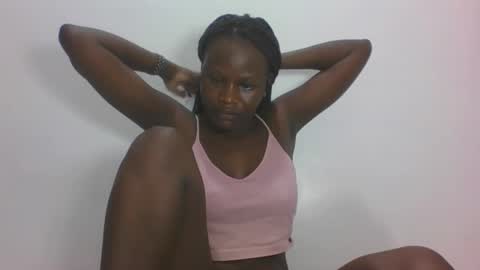 ESTHER online show from 05/03/26, 06:30