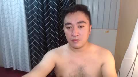 Snapshot of darby1992 chatting on 02/08/25, 02:16 Rob online show from 02/08/25, 02:16