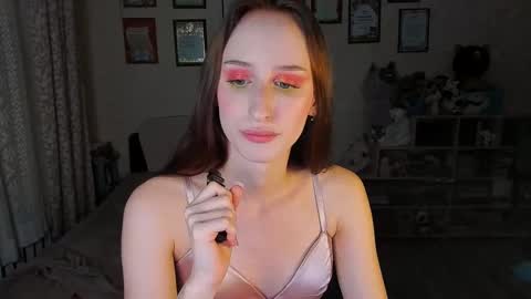 Snapshot of darcysiren chatting on 01/27/25, 05:04 Darcy Siren online show from 01/27/25, 05:04