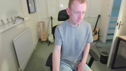 Snapshot of dare_to_be_olly chatting on 11/09/25, 07:12 Olly online show from 11/09/25, 07:12