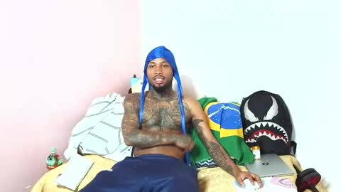 Snapshot of darent2210 chatting on 02/19/26, 06:37 breiner online show from 02/19/26, 06:37