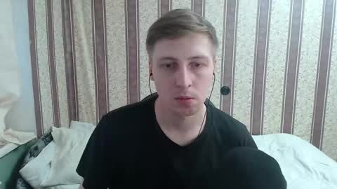 darienlarge online show from 03/12/25, 03:07