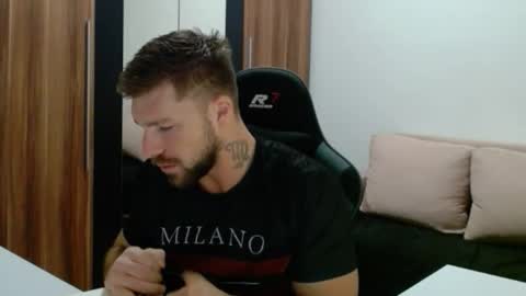 darius_94 online show from 02/02/26, 05:17