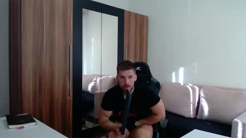 darius_94 online show from 05/03/26, 05:57